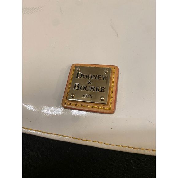 Dooney & Bourke White Grain Triple Zip Purse Handbag Crossbody RARE - Picture 5 of 8